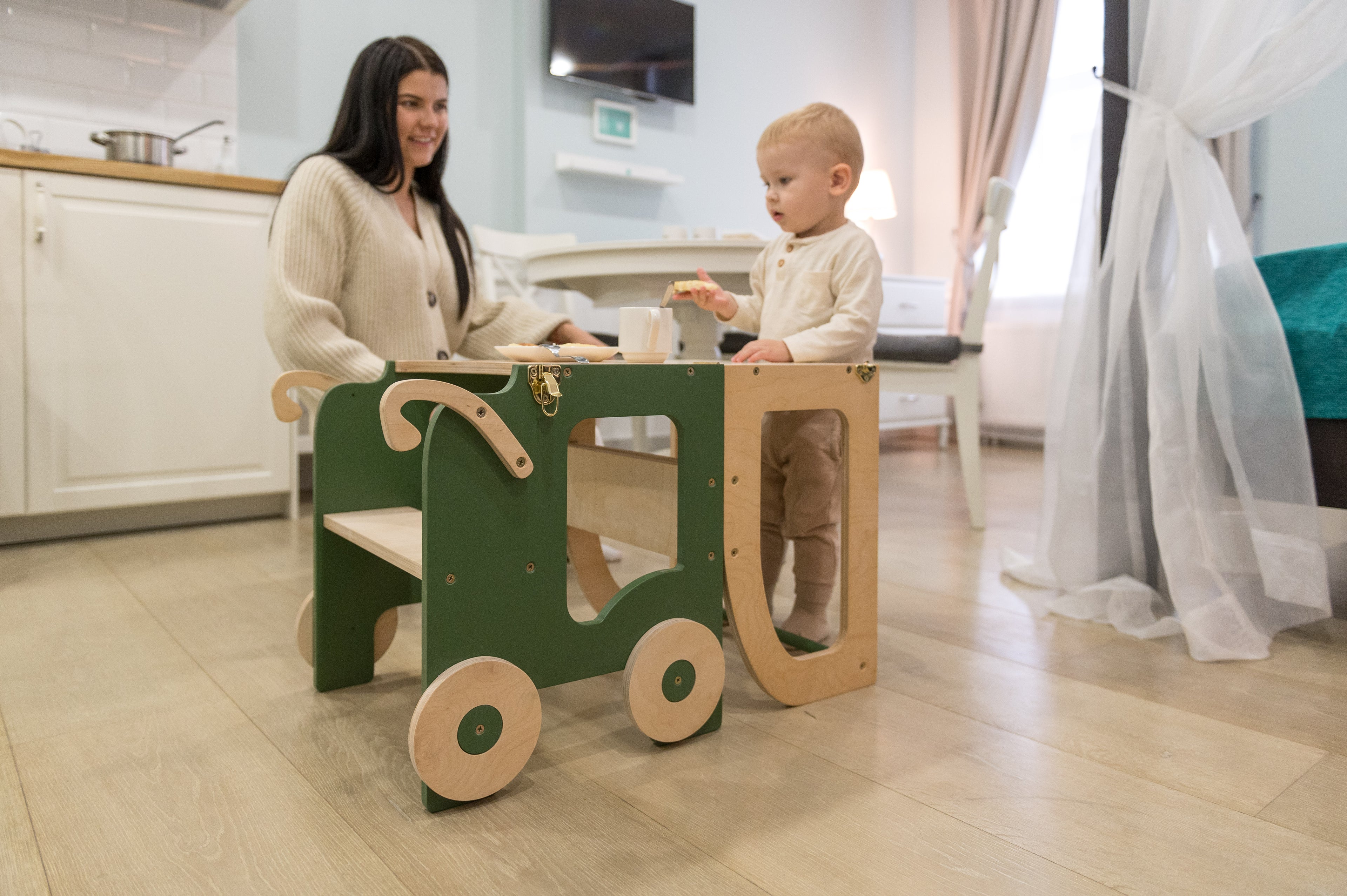 Tour d'apprentissage Montessori 2-en-1 – Tabouret & Table